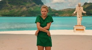 -33-cynthia-from-couples-retreat-11931321-640-352